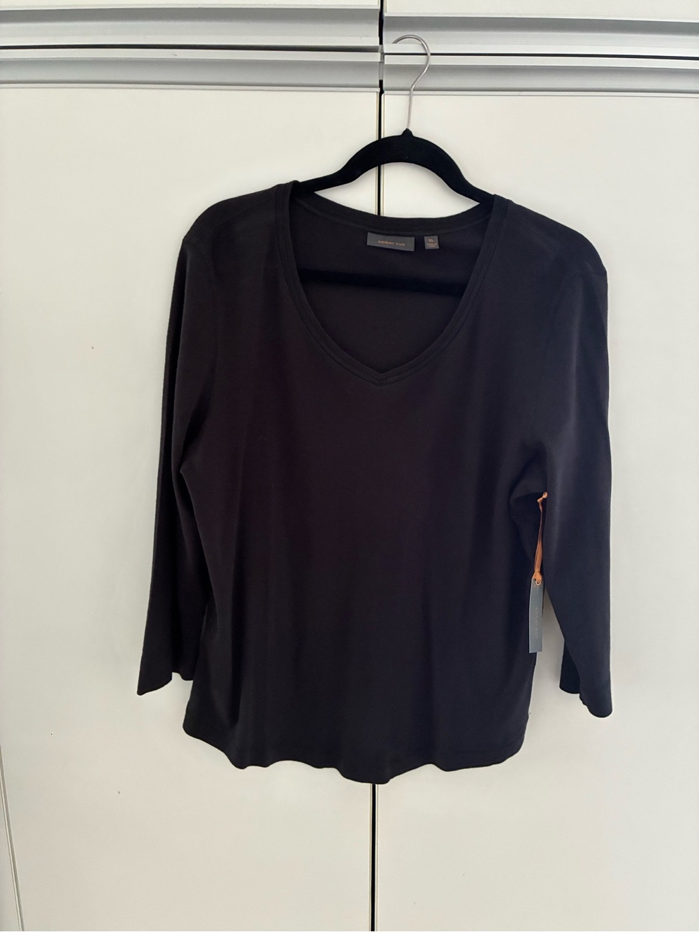 Amber Sun Women’s 3/4 Sleeve V-Neck Size XL